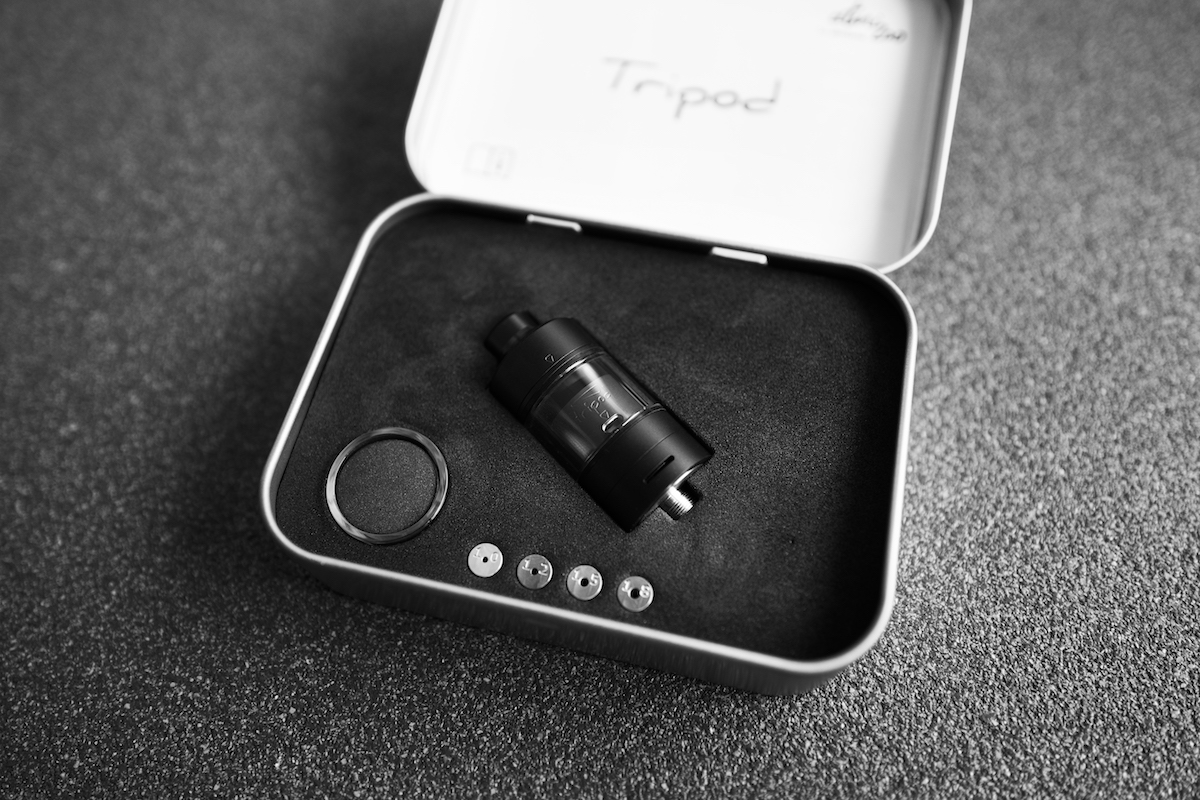 atmizoo-tripod-dlc-carbon-black-rta-verdampfer-22mm image 4